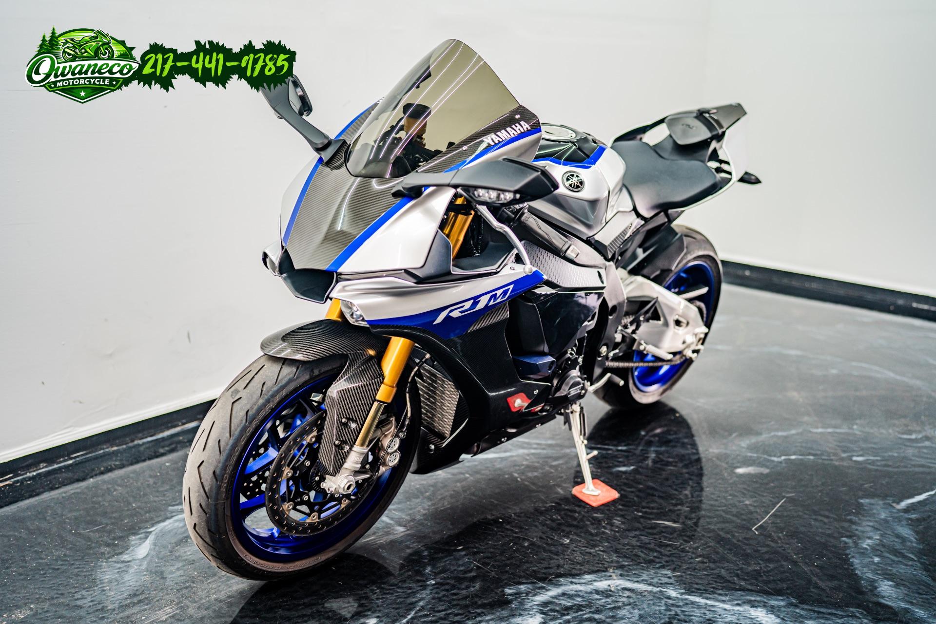 2018 YAMAHA YZF-R1M